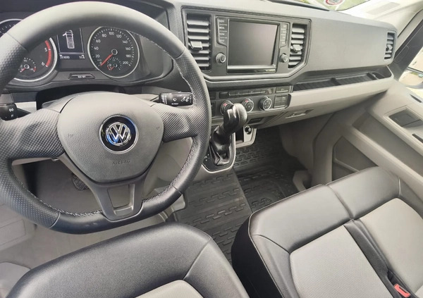 Volkswagen Crafter cena 116850 przebieg: 230000, rok produkcji 2018 z Pińczów małe 106
